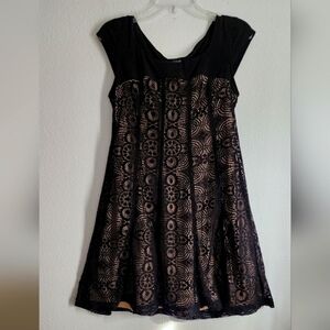 Madison Leigh Dress Black Shift Pullover Cap Sleeve Lace Women's Sz 8
